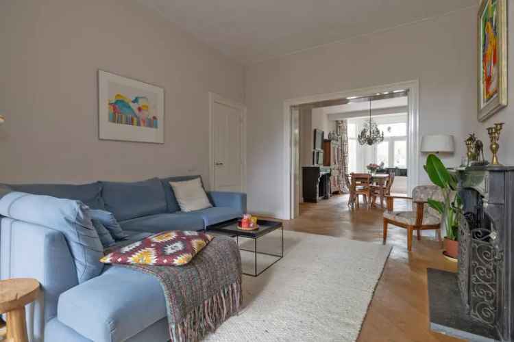 Statige Villa Brinklaan Bussum  5 slaapkamers  Grote Tuin