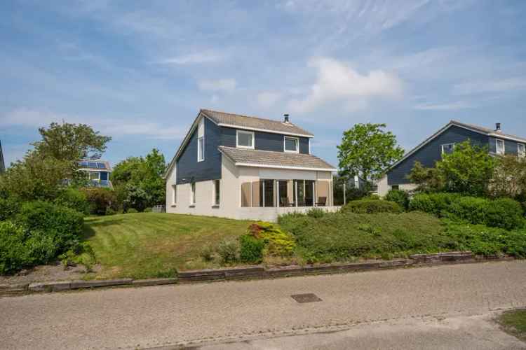 Bungalow Te Koop in De Koog, Noord-Holland