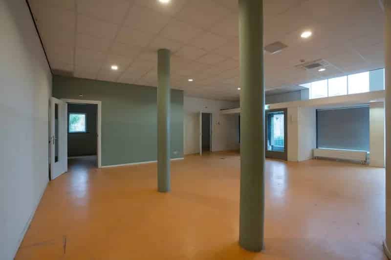 Kantoor te koop Geleen 1040m²  Oud Geleen Maatschappelijke bestemming