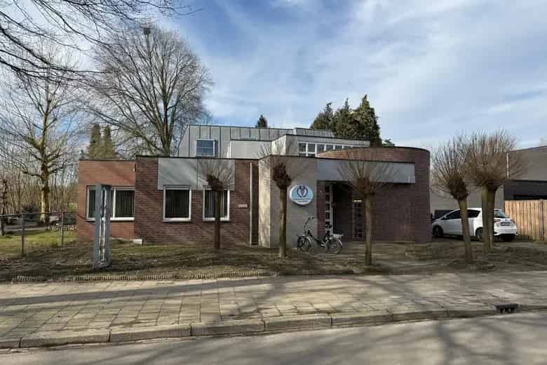 396 m2 zorg te huur in Waalre