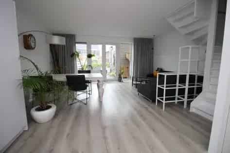 3 Kamer Huis 120m2 Groningen Gemeubileerd Parkeerplek
