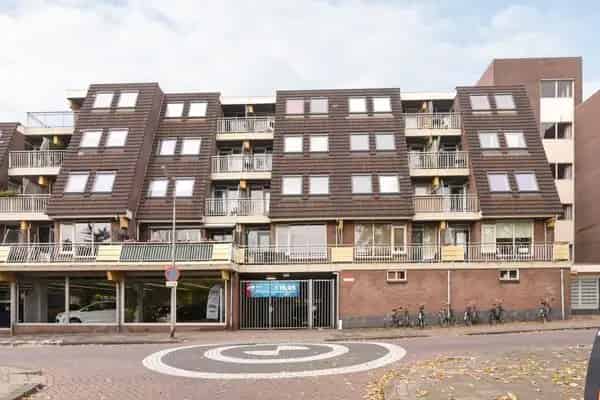 Appartement Sliedrecht: 1 Slaapkamer Nabij Winkels