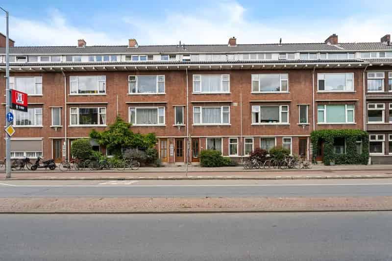 Schiedam Dubbele Bovenwoning 3 Slaapkamers Balkon Authentieke Details