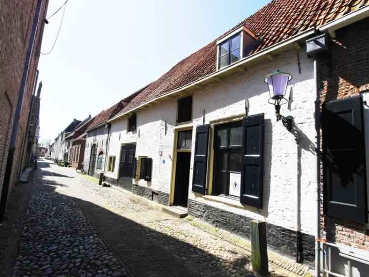 Smeesteeg 4: Charmante woning met veel potentieel