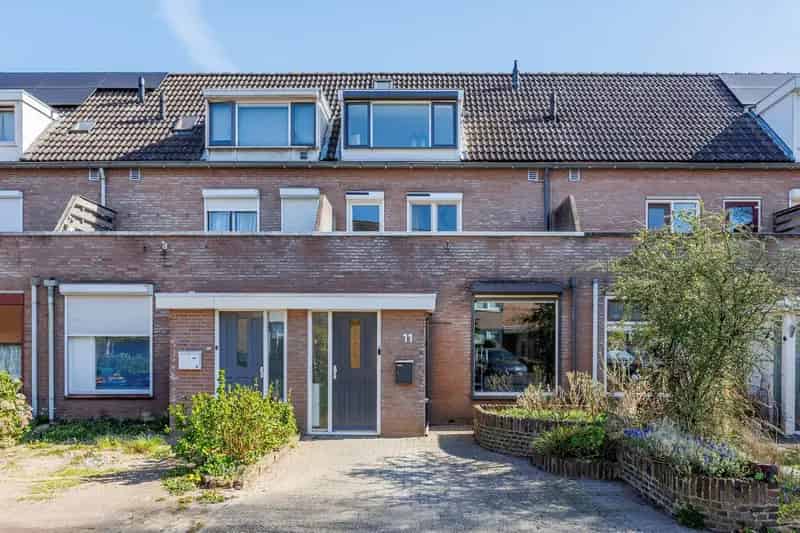 Huis te koop Beuningen: 3 slaapkamers, tuin, balkon