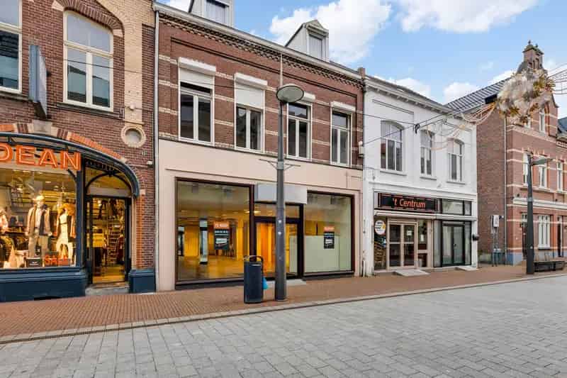 Commerciële Ruimte te Koop Weert Langstraat 133m²