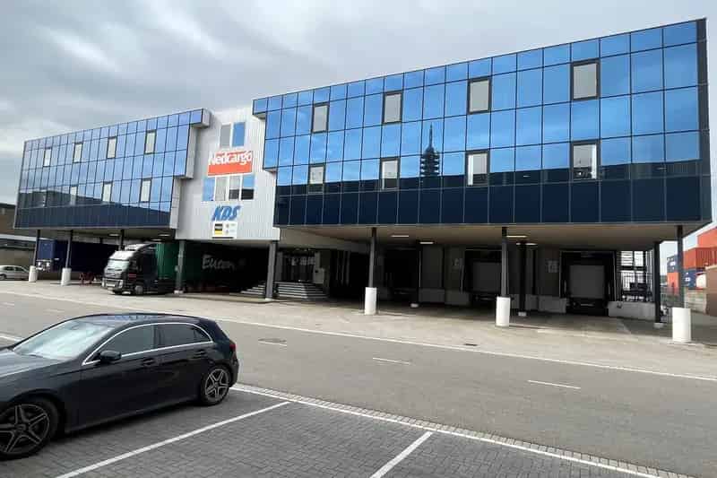 Kantoorruimte Rotterdam Waalhaven 1016m2 te huur