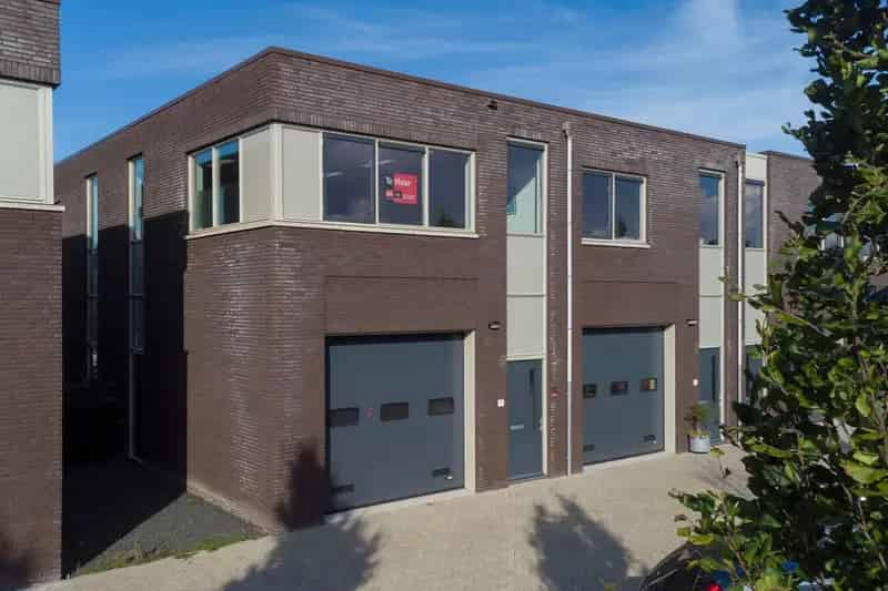 Bedrijfshal te huur Leusden 104m2 Turn-key