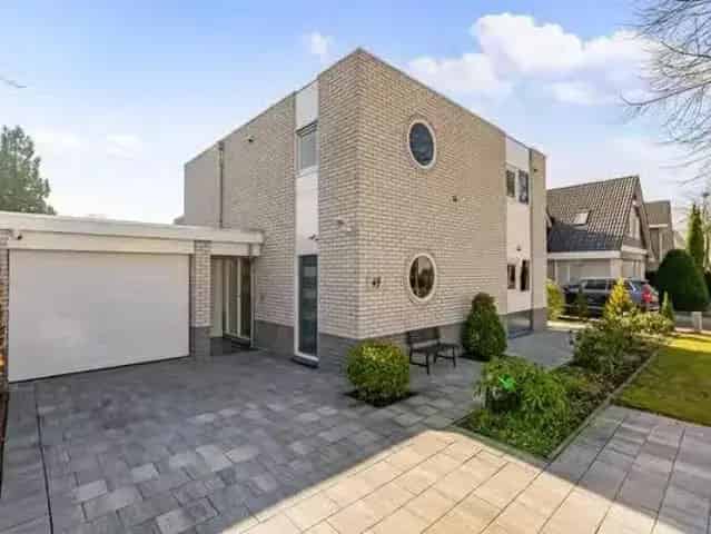 2-onder-1-kapwoning Almere 157m2 4 slaapkamers 2020