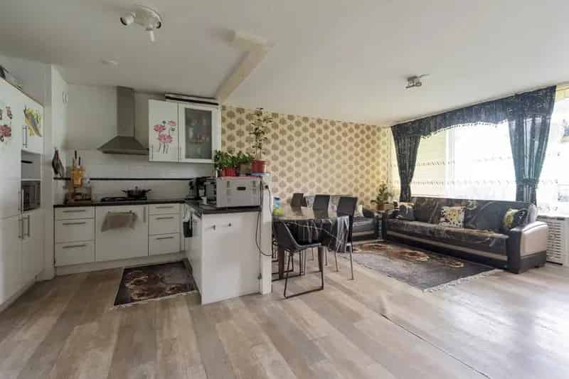 Ruim appartement 2 slaapkamers Molenpark Haarlem