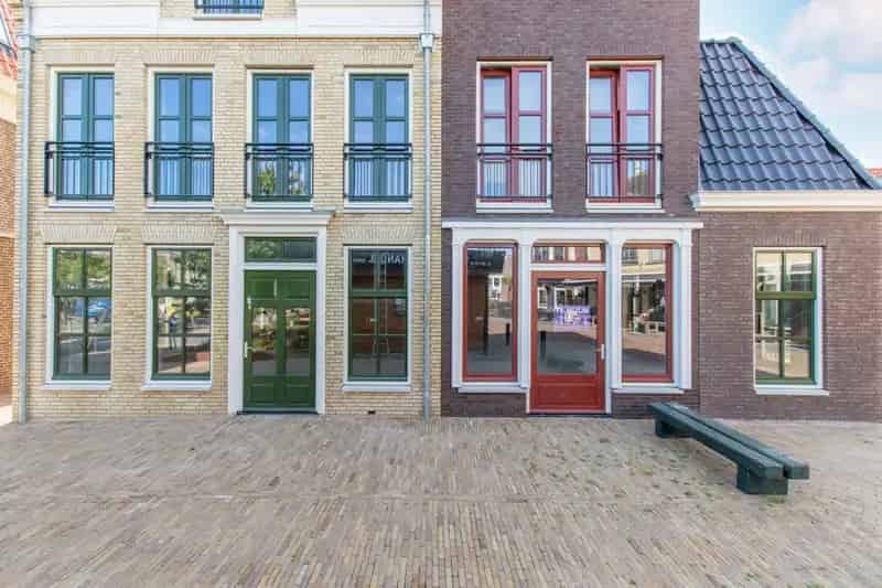 Winkelruimte te huur Lemmer 173m²  Hoeklocatie A++