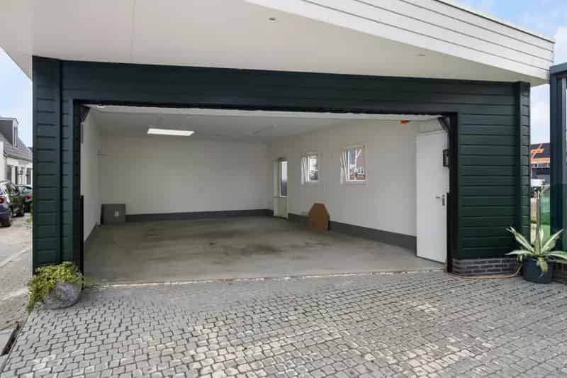 Exclusieve Villa Landhuisstijl 229m² 5 Slaapkamers Dubbele Garage