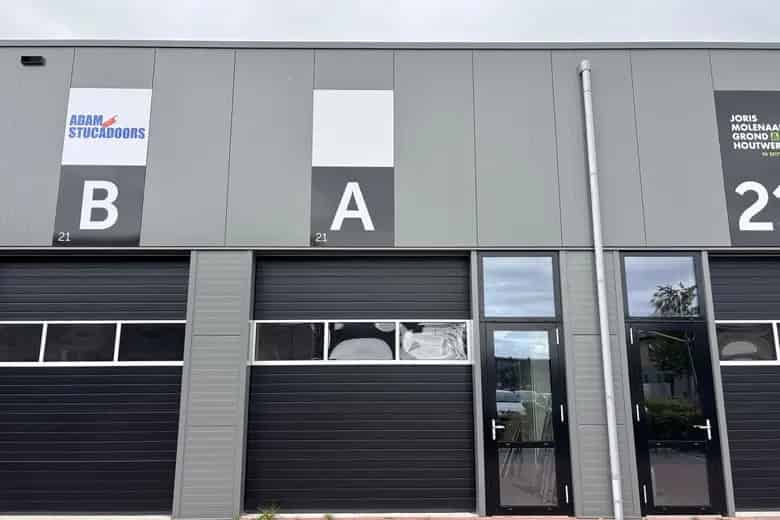 52 m2 bedrijfsruimte te huur in Heiloo