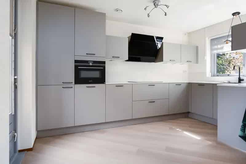 Tweekapper met Kantoor aan Huis Nieuw Vennep