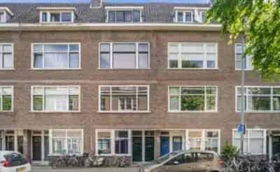 5 Kamer Bovenwoning Gemeubileerd en Gestoffeerd