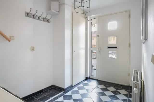 Almere Eengezinswoning 4 Kamers 84m2