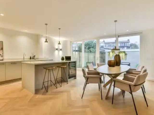 Gerenoveerde Tussenwoning Elsrijk 4 slaapkamers Energielabel A