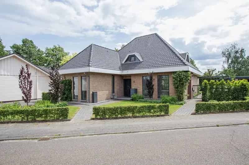 Royale Vrijstaande Woning Roggel 5 slaapkamers 2 badkamers