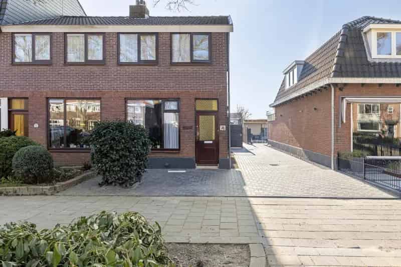 4-Kamer Eengezinswoning Hoeksekade Bergschenhoek