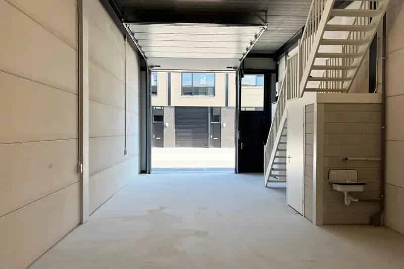 Bedrijfsunit Dordrecht te koop 142m²