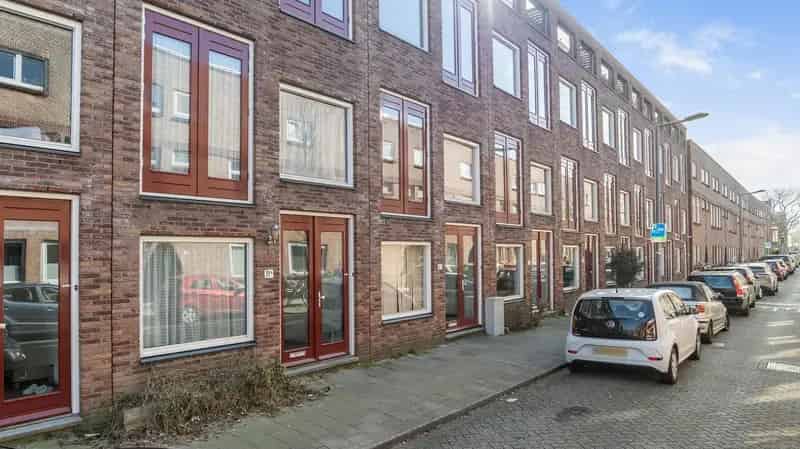 Moderne Dubbele Benedenwoning Rotterdam Kleiwegkwartier