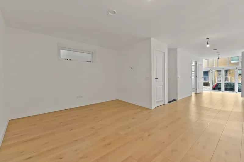 Schiedam benedenwoning 99m2 gerenoveerd 2 slaapkamers energielabel A