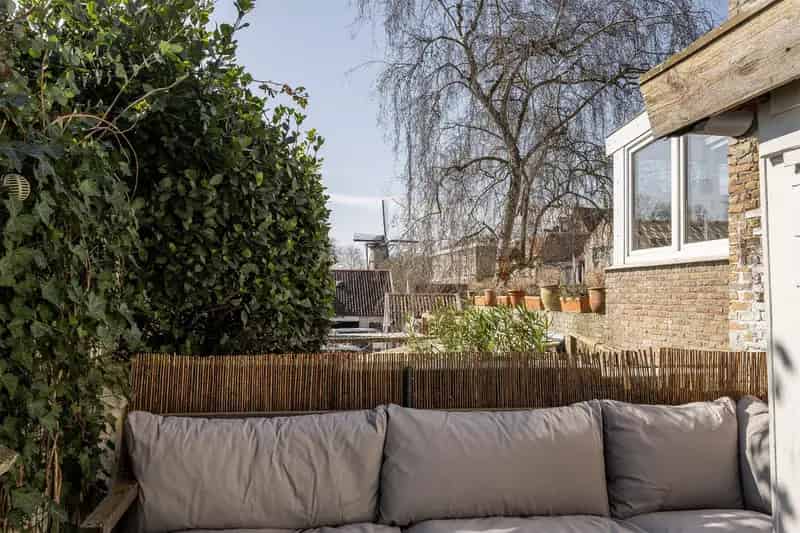 Tussenwoning Tholen Centrum 2 slaapkamers gerenoveerd