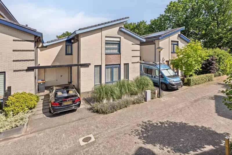 Huis te koop: Van de Grootevheenerf 4 3828 LJ Hoogland | Funda