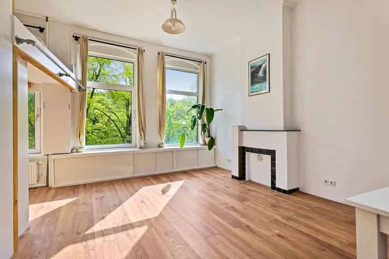 Studio Amsterdam Zuid Stadhouderskade  33m²  Gerenoveerd