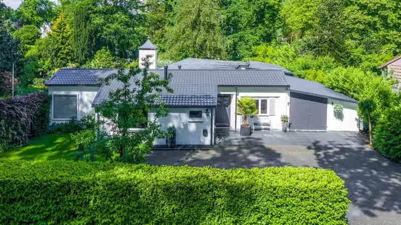 Luxe Bungalow Eefde 238m² - Verduurzaamd - 3 Vleugels - Prachtige Tuin