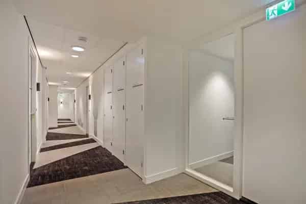 Studio Utrecht Pieterstraat 35m2  Gestoffeerd Augustus 2025