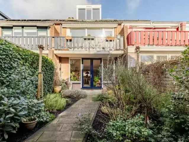 Ruime woning Oosthuizen: ideale gezinswoning met 9 zonnepanelen