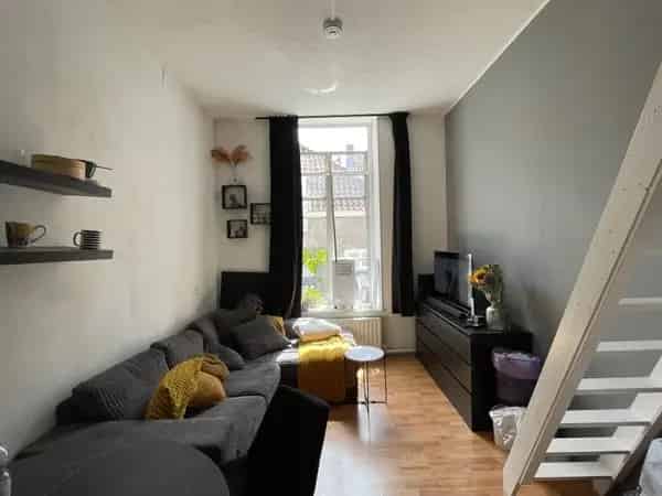 Kamer te huur Amersfoort: Lichte kamer in rustige omgeving