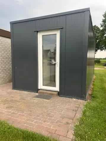 Tiny House Winschoten te Huur - Duurzaam en Compact