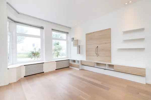 Appartement Stadionplein Amsterdam 4 kamers 2 badkamers privétuin