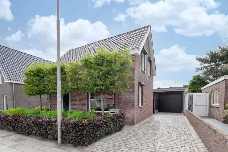 Huis te koop: Rucphensestraat 9 4711 JH St. Willebrord | Funda