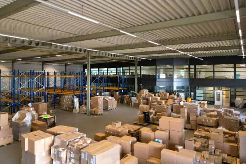 Bedrijfshal Helmond 4445m2 te huur Hoogeind