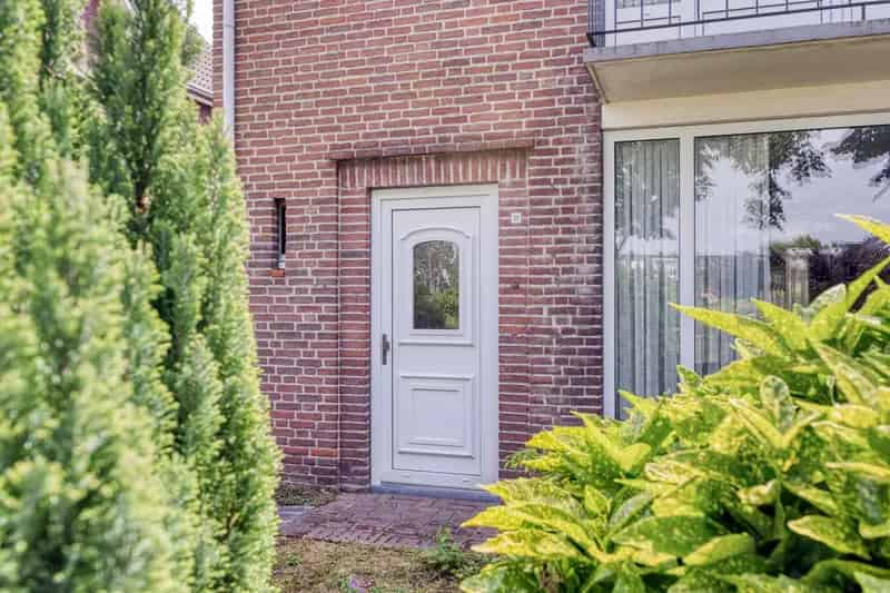 Huis te koop Heesch Narcislaan 11: Kluswoning met potentie
