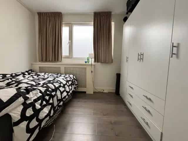 Te huur: Ruim 2 kamer appartement Rotterdam West