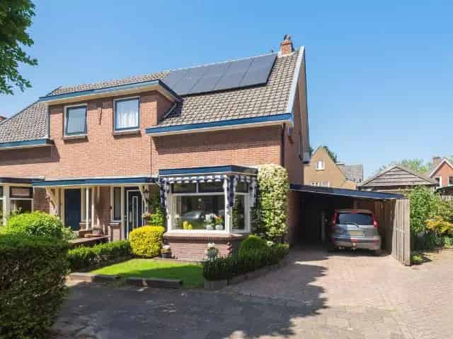 Authentieke Twee Onder Een Kapwoning Noordwijkerhout
