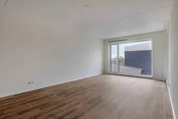 Te Huur: Luxe 2 Kamer Appartement Amsterdam Osdorpplein