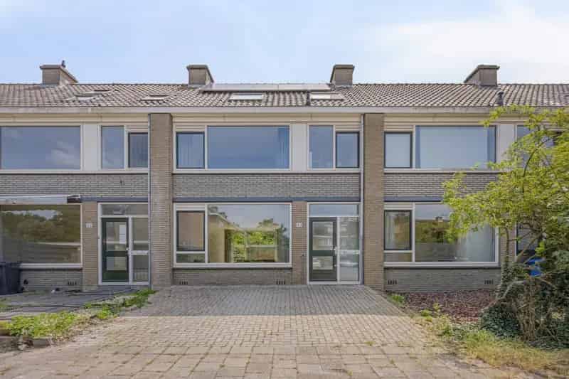 5 Kamer Eengezinswoning Ommoord Instapklaar Moderne Afwerking