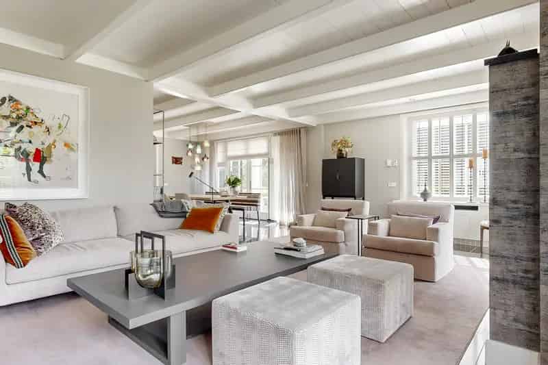 Luxe Landgoed met Twee Woningen te Aalsmeer