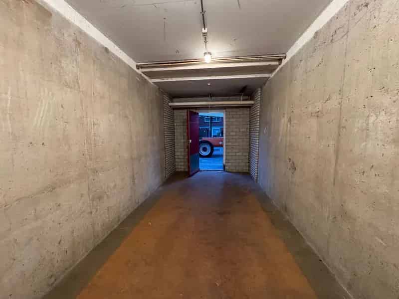Garagebox Den Haag | Zoek garageboxen te koop: Leyweg 80-A 2545 CP Den Haag 
