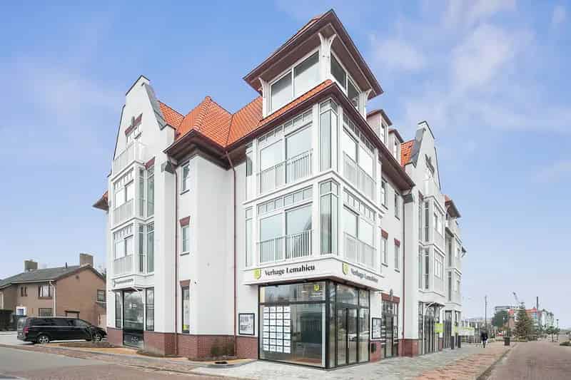 Penthouse Cadzand Bad Ruim Balkon Gasloos Nieuwbouw