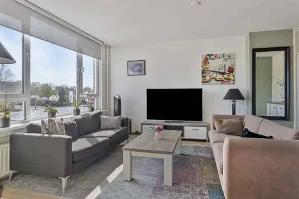 Hengelo Appartement 2 slaapkamers balkon lift berging
