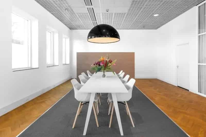Kantoorpand Amsterdam Queen's Tower 5-6 Personen