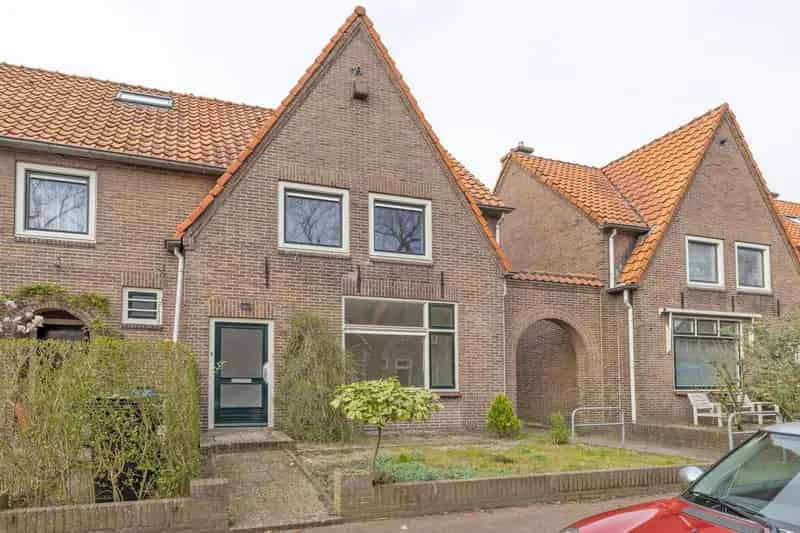 3 Slaapkamer Eindwoning Bussum Nabij Station