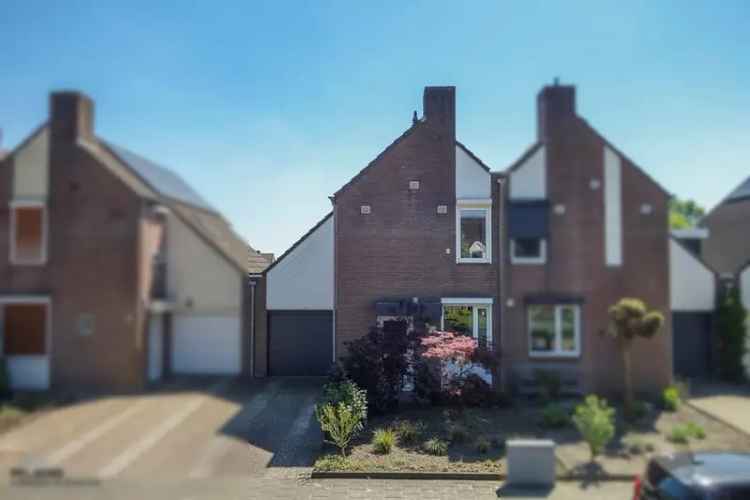 Te Koop: Fijne woning Reuver 3 slaapkamers garage tuin