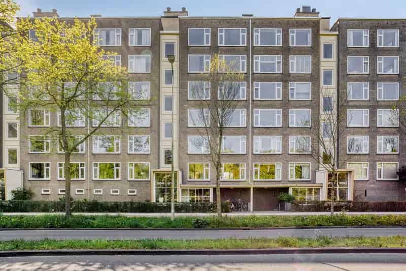 Appartement te koop Segbroeklaan Den Haag te renoveren